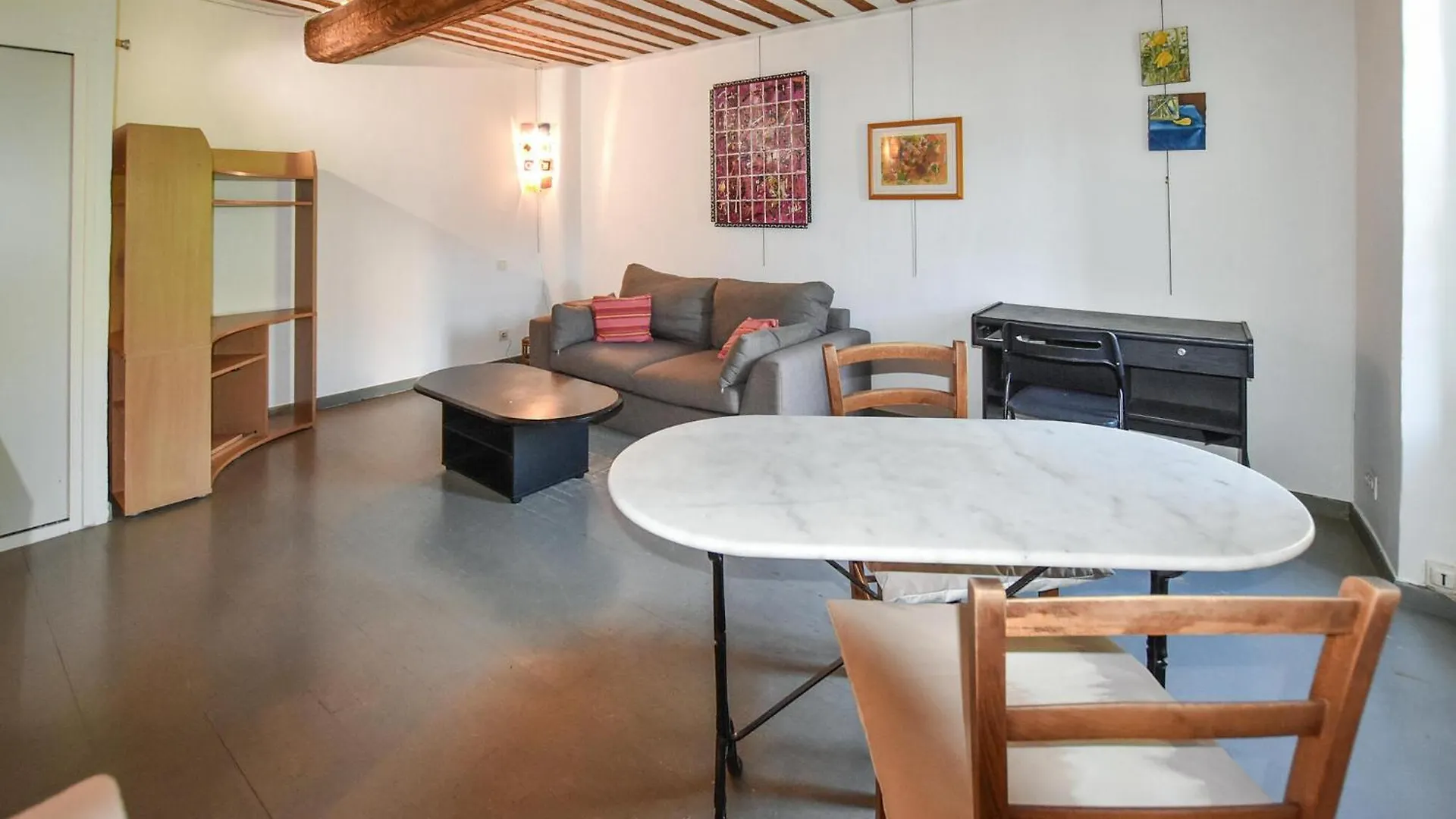 Awesome Apartment In Morieres-Les-Avignon France