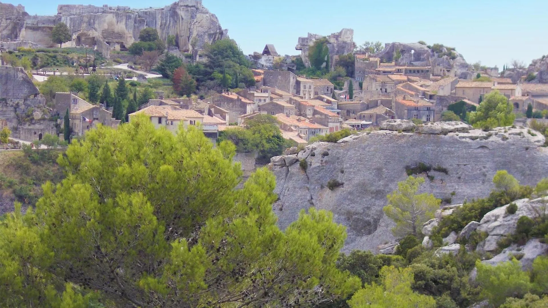 Awesome Apartment In Morieres-Les-Avignon 0*,